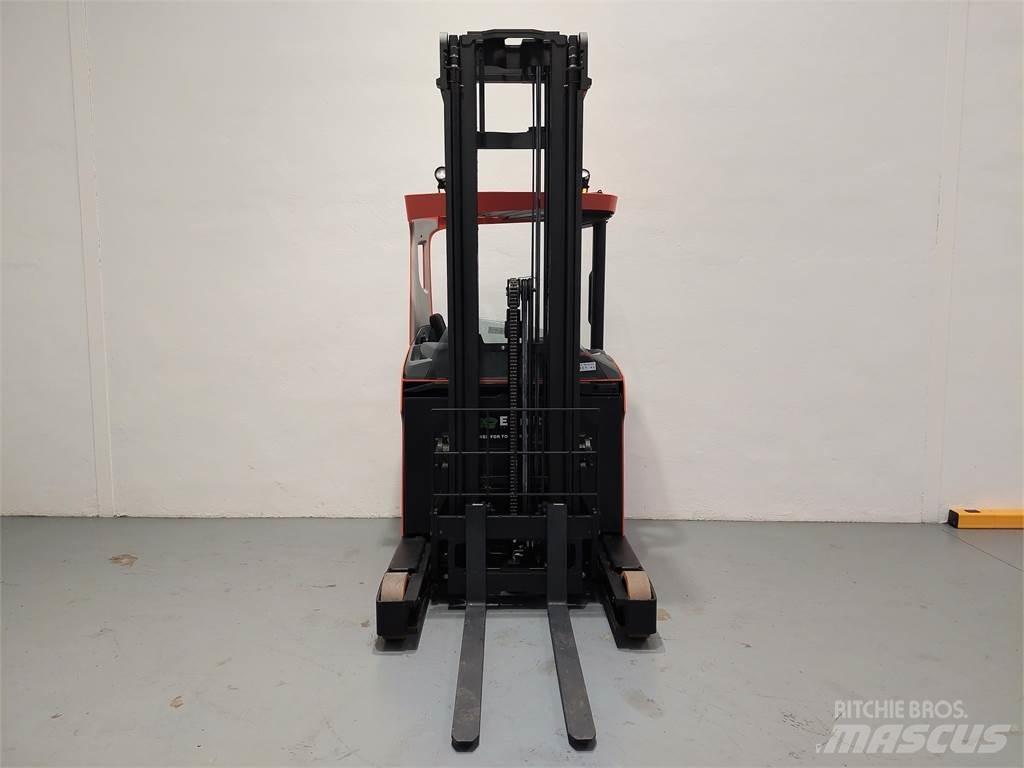 BT RRE 140 HC Reachtruck