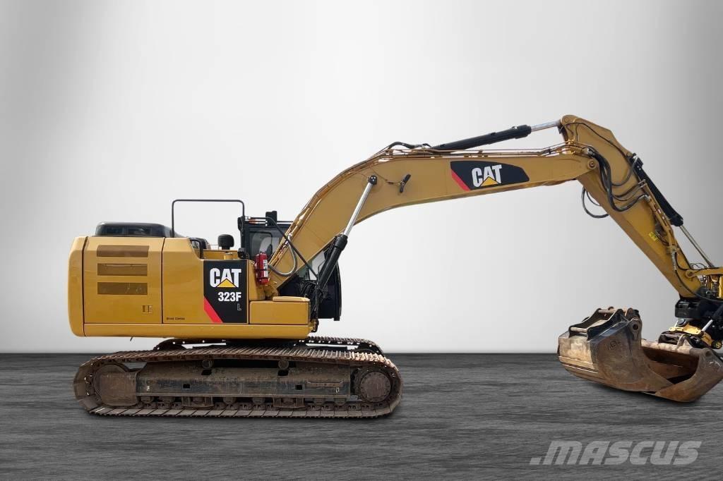 CAT 323 F Gravemaskiner på larvebånd