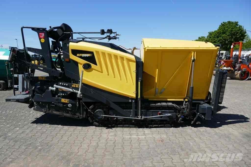 Bomag BF 200 C-2 Lille asfaltfremstillingsmaskine