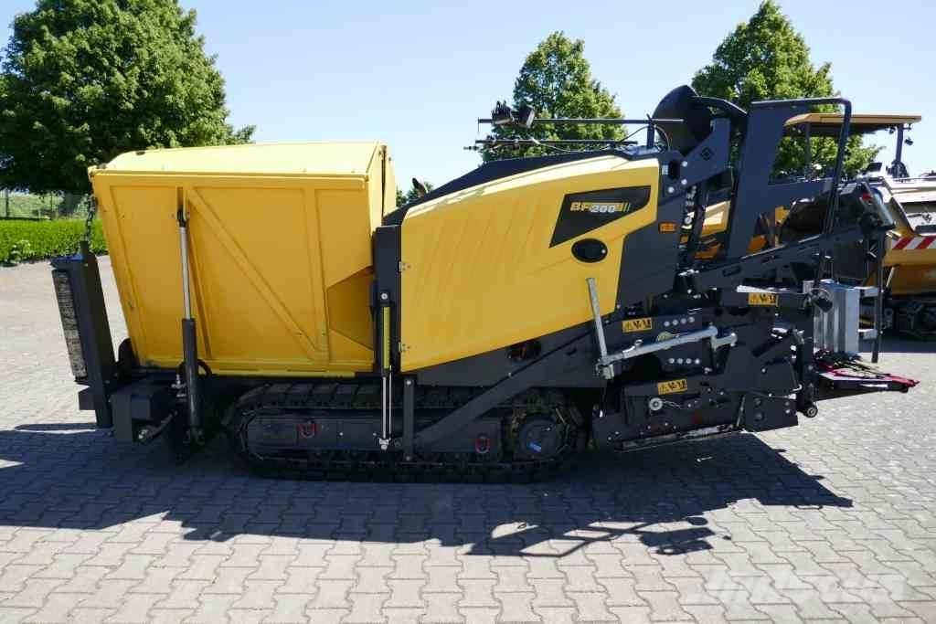 Bomag BF 200 C-2 Lille asfaltfremstillingsmaskine