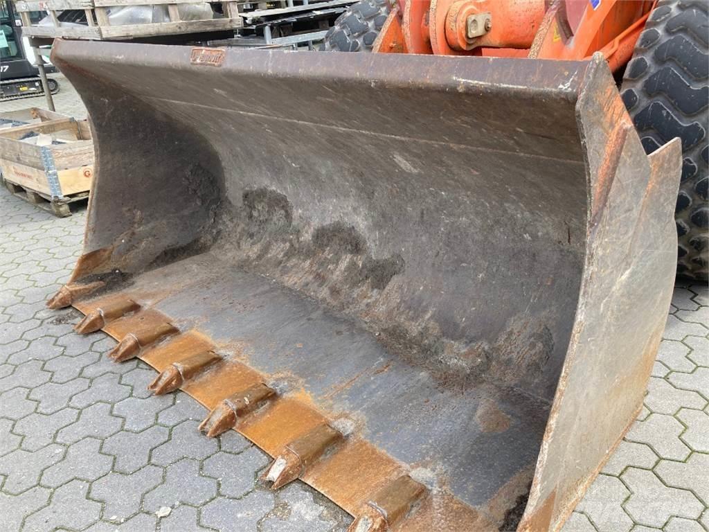 Fiat-Hitachi W 190 Læssemaskiner på hjul
