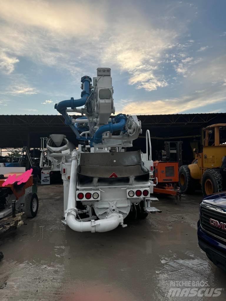 Schwing 31 z Betonpumper