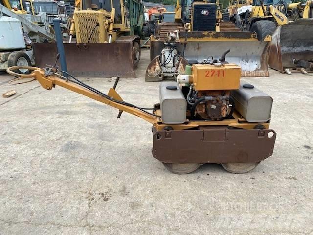 CASE Vibromax W 70 Tvilling tromle