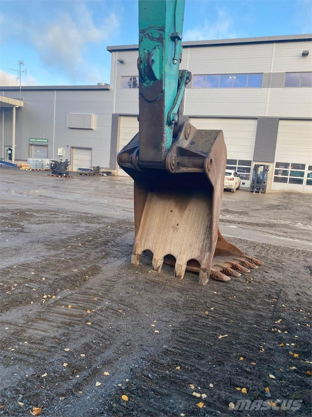 Kobelco SK330LC-6E Gravemaskiner på larvebånd