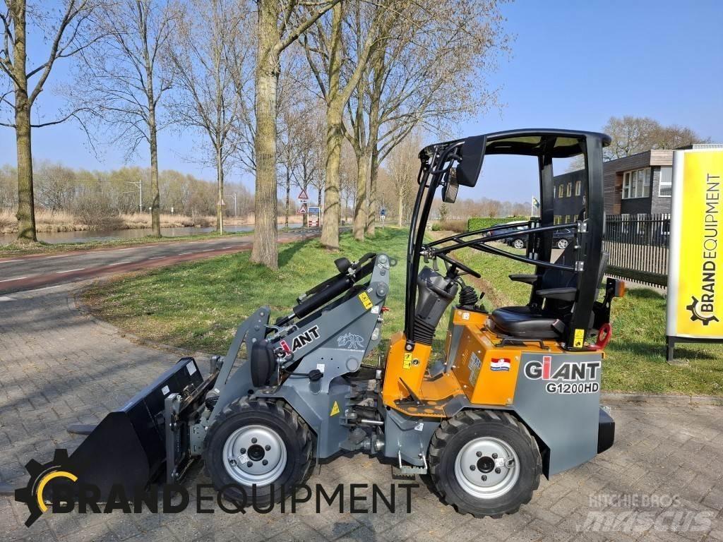 GiANT G1200HD Læssemaskiner på hjul