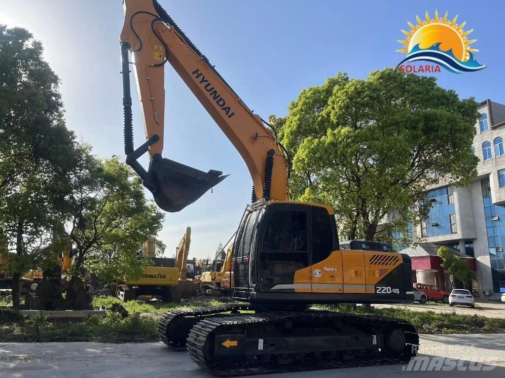 Hyundai R220-9S Gravemaskiner på hjul