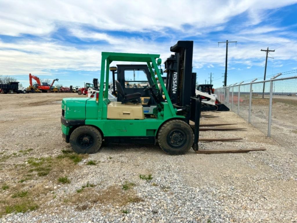 Mitsubishi FD40 Gaffeltrucks - andre