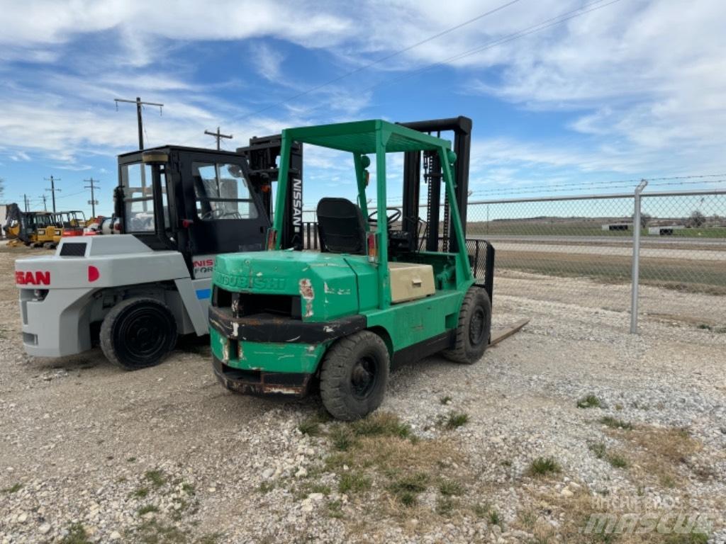 Mitsubishi FD40 Gaffeltrucks - andre
