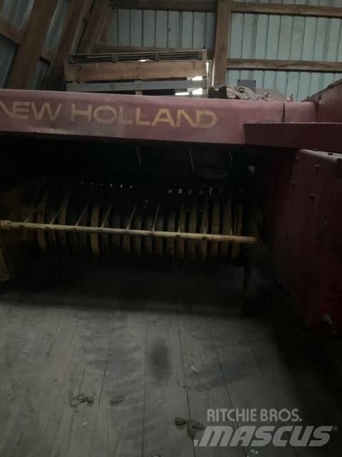 New Holland Hayliner Pressere til firkantede baller