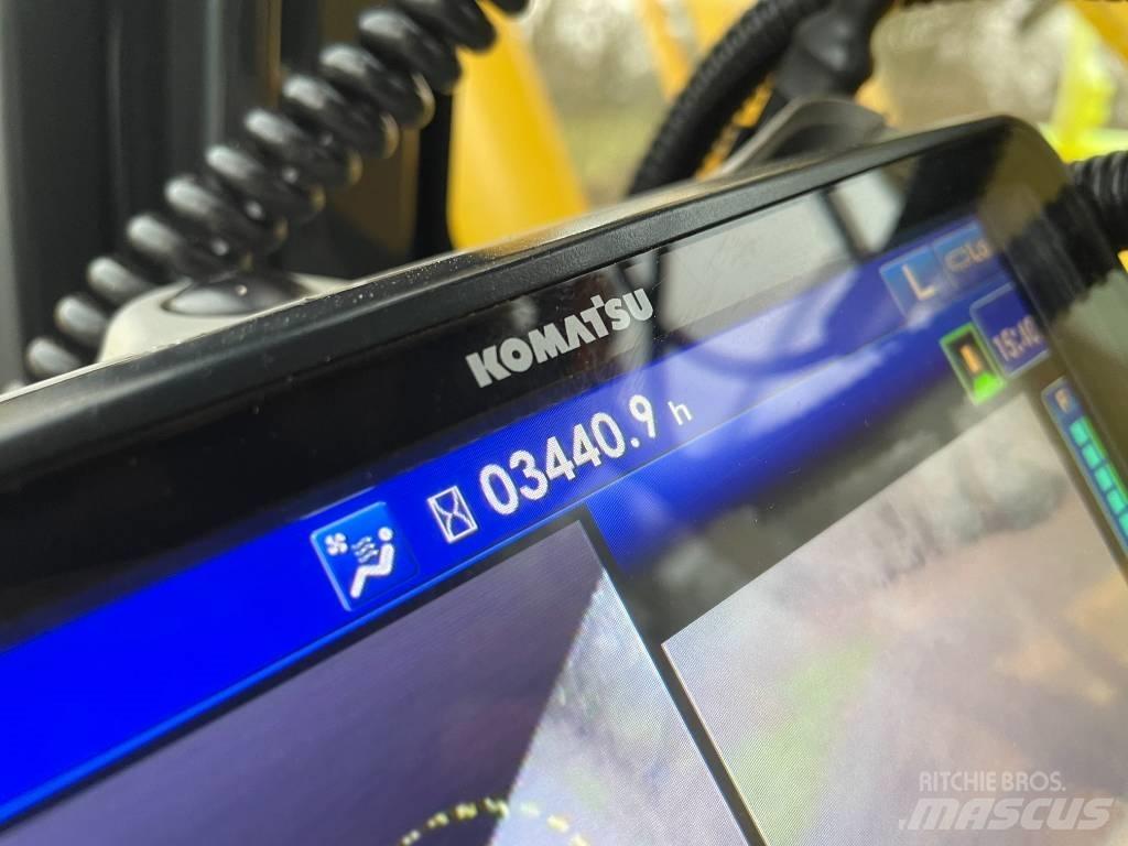 Komatsu PC 138 Gravemaskiner med lang gravebom
