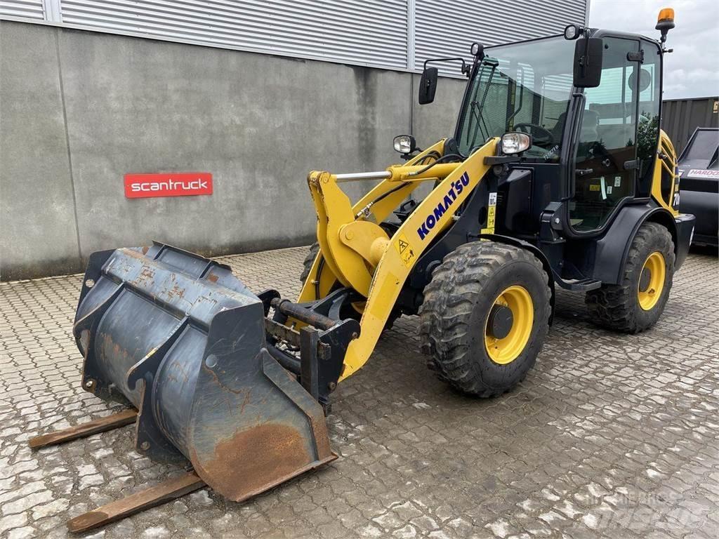 Komatsu WA70M-8EO Læssere
