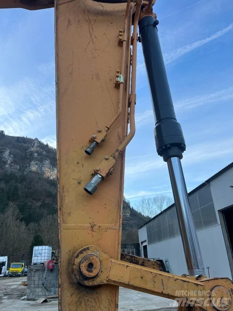 CASE CX 250 D Gravemaskiner på larvebånd