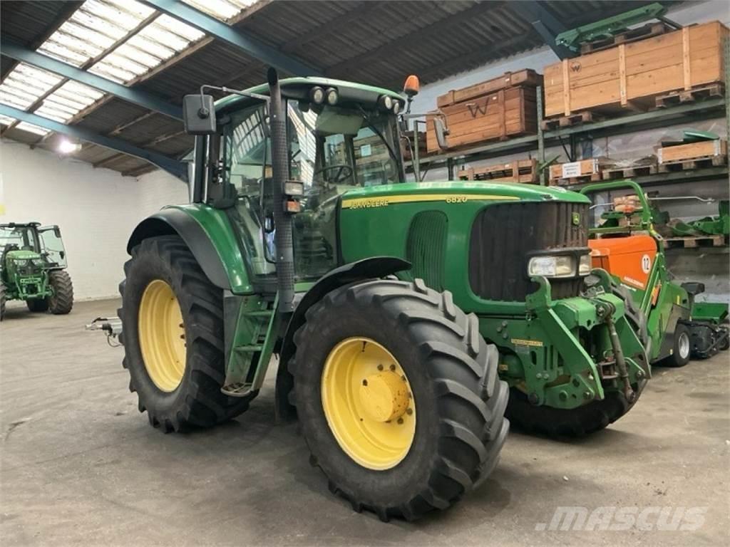 John Deere 6820 Traktorer