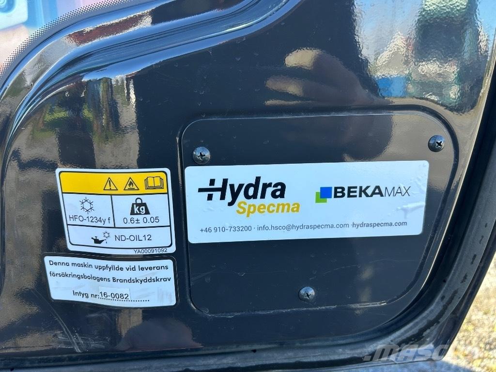 Hitachi ZX 135 US-7 Gravemaskiner på larvebånd