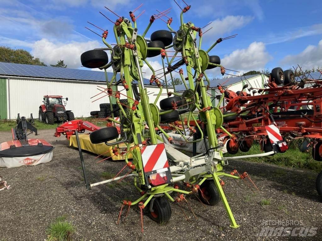 CLAAS VOLTO 1100 River og høvendere