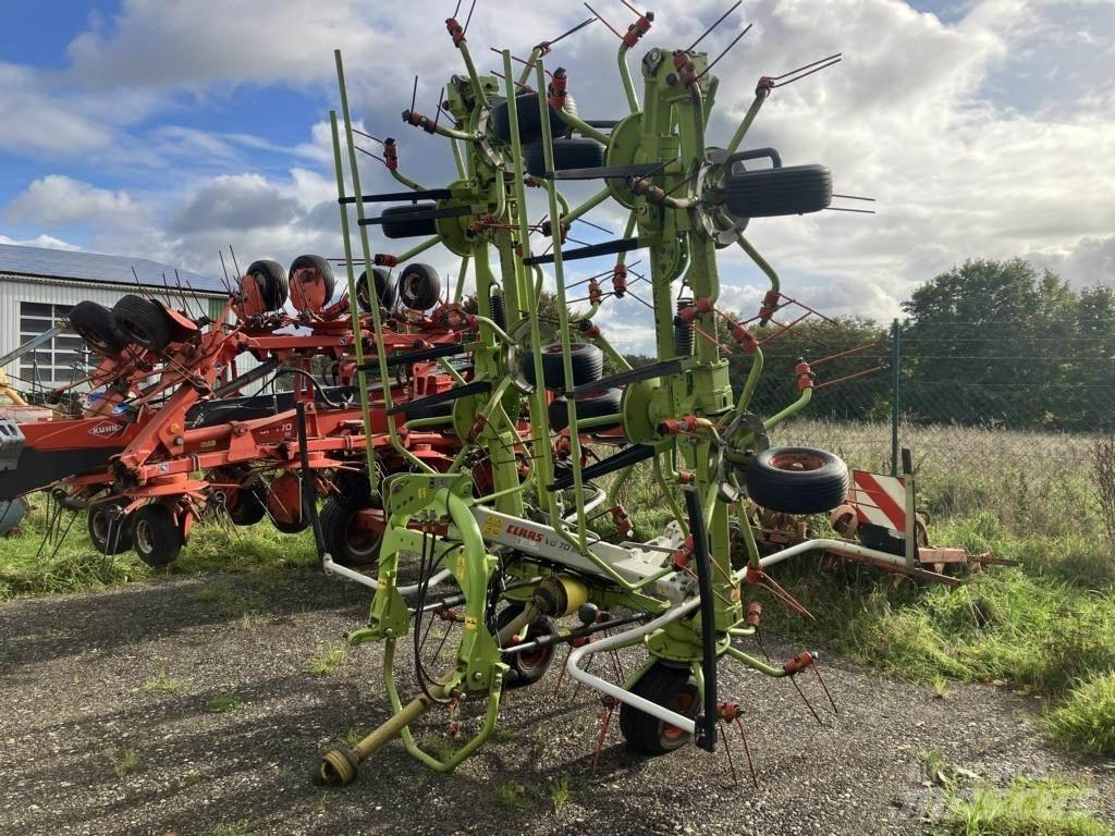 CLAAS VOLTO 1100 River og høvendere