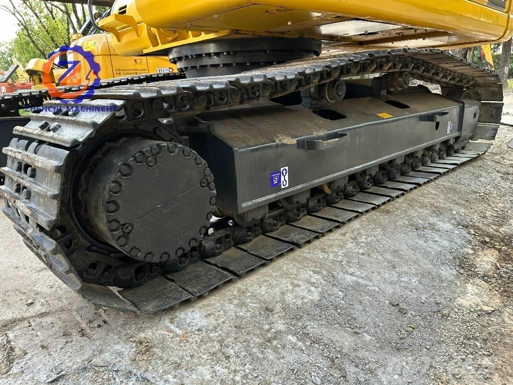Komatsu PC 220-7 Gravemaskiner på larvebånd