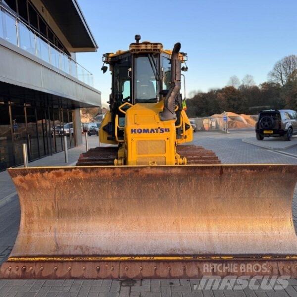 Komatsu D51PXI-24EO Bulldozer på larvebånd