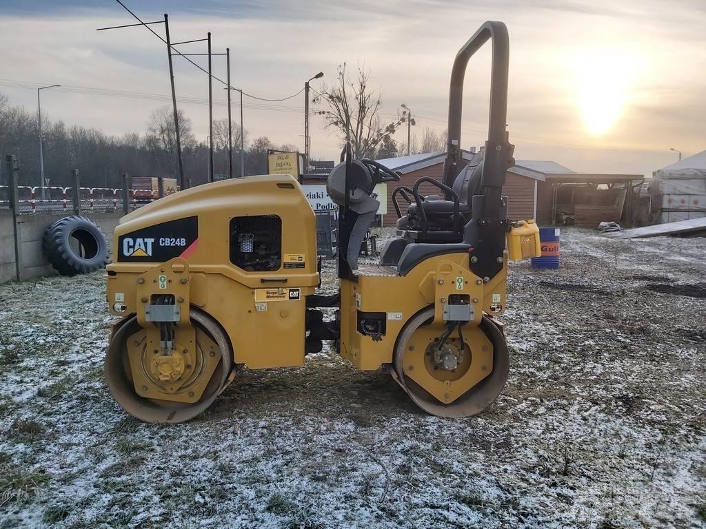 CAT CB 24 B Tvilling tromle