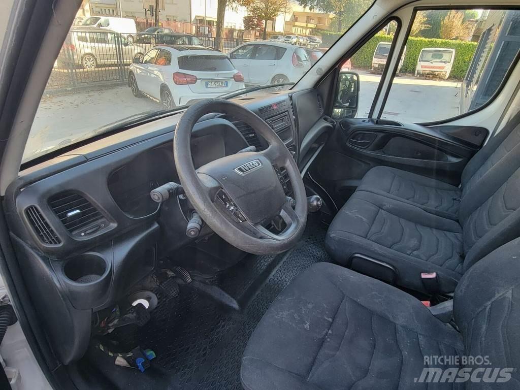 Iveco DAILY E6 Kabiner og interiør