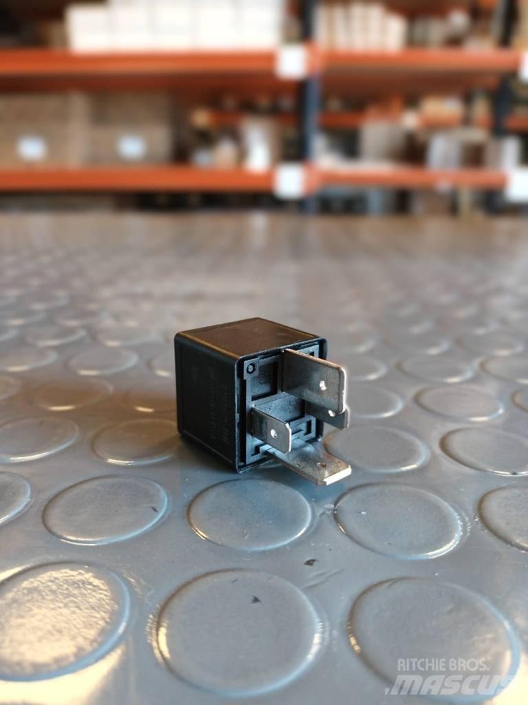 Volvo RELAY 21255974 Transport – Andet