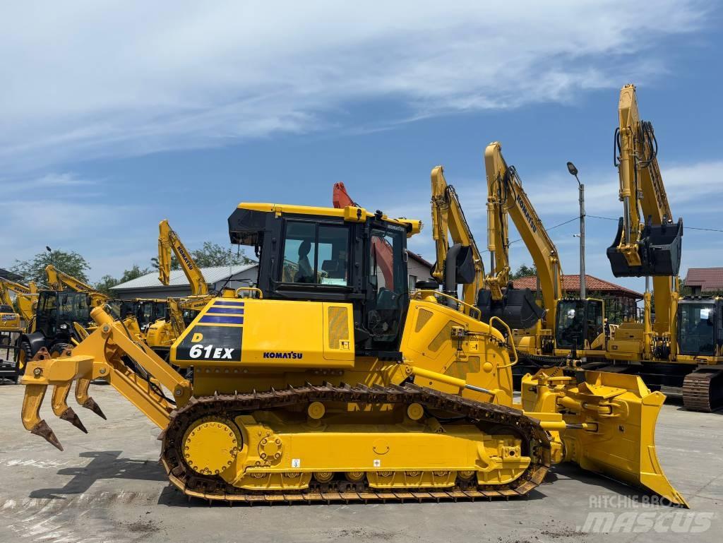 Komatsu D61EX-24E0 Bulldozer på larvebånd