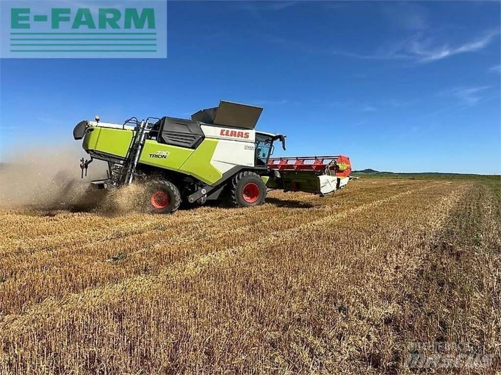 CLAAS trion 730 Mejetærskere