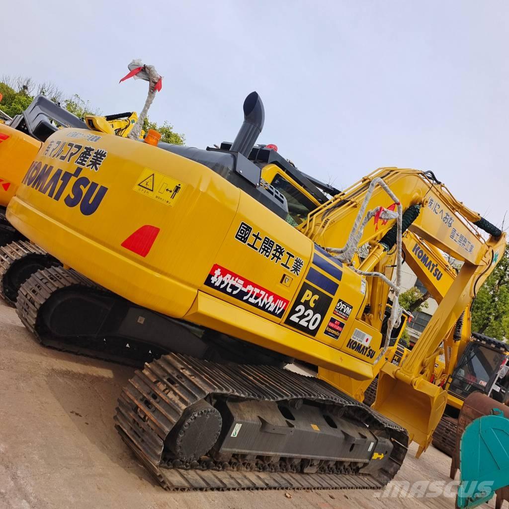 Komatsu PC 220-8 Gravemaskiner på larvebånd