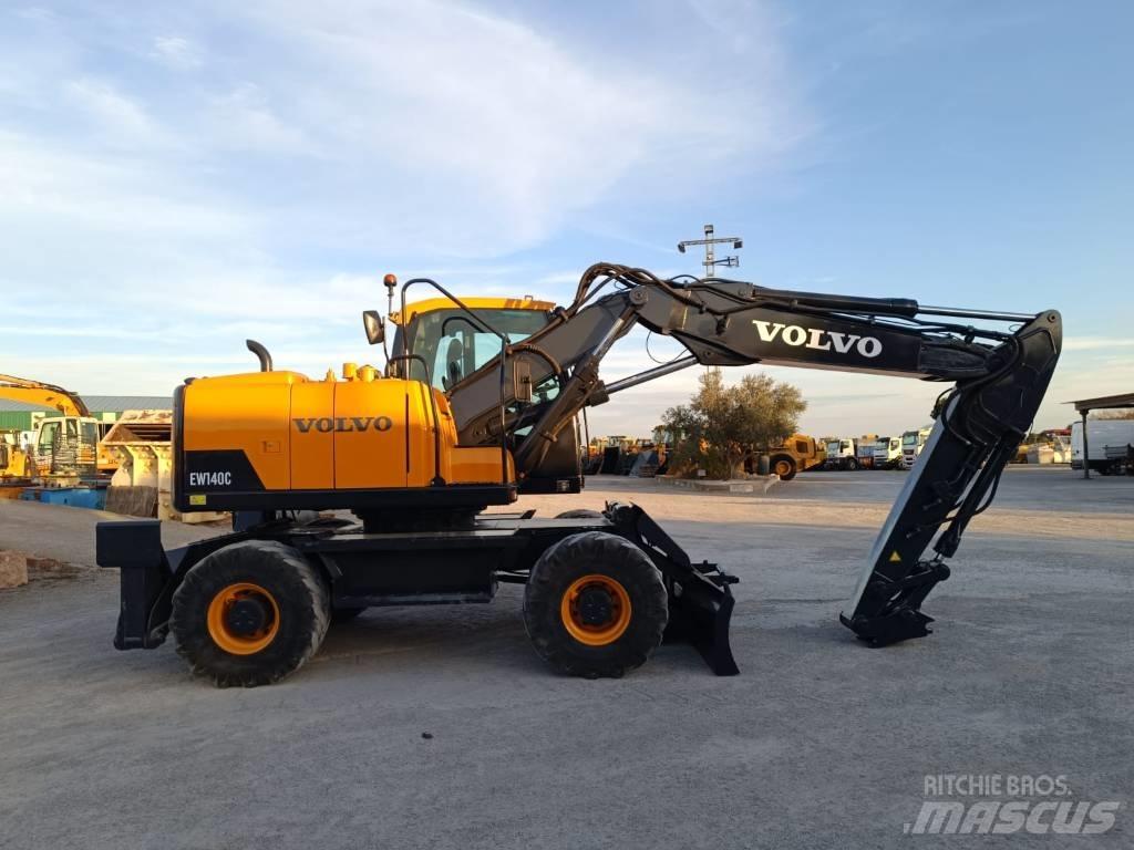 Volvo EW 140 C Gravemaskiner på hjul