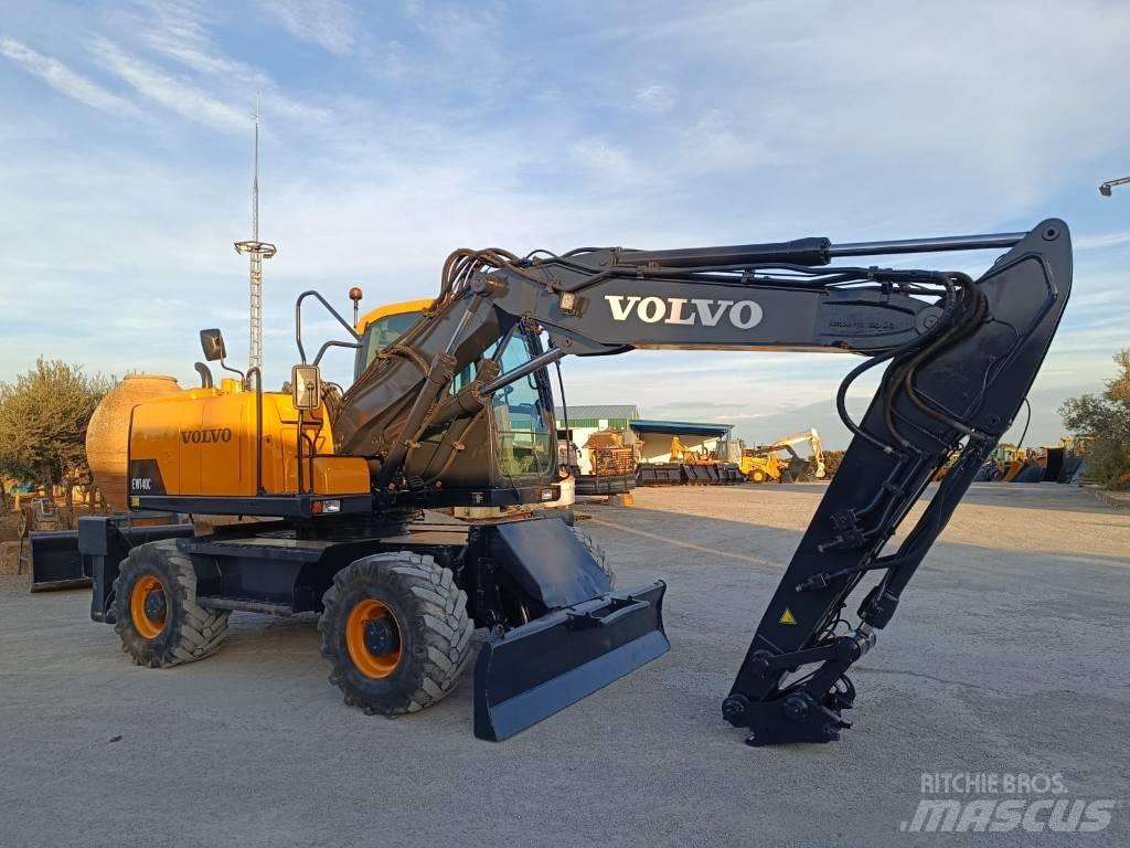 Volvo EW 140 C Gravemaskiner på hjul