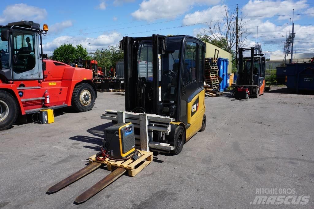 CAT EP25N El gaffeltrucks