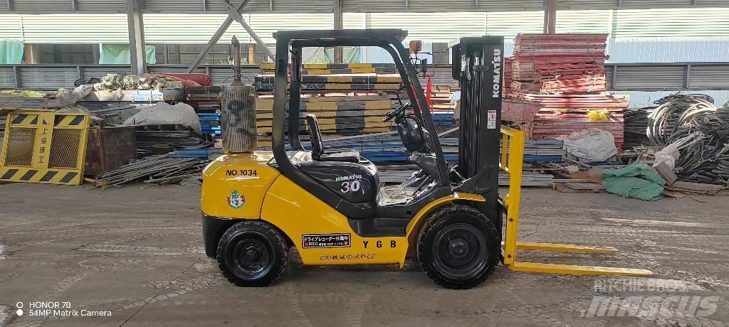 Komatsu FD 30 T-14 Diesel gaffeltrucks