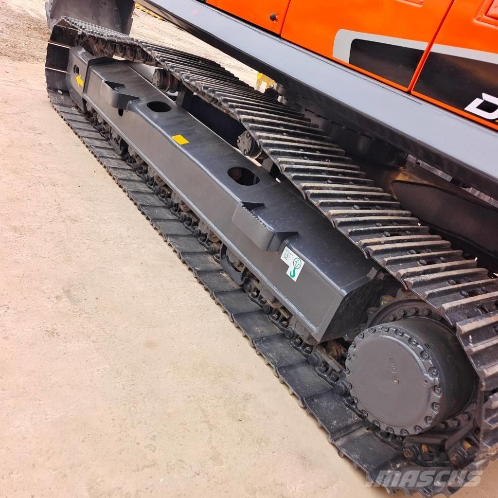 Doosan DX 300 LC Gravemaskiner på larvebånd