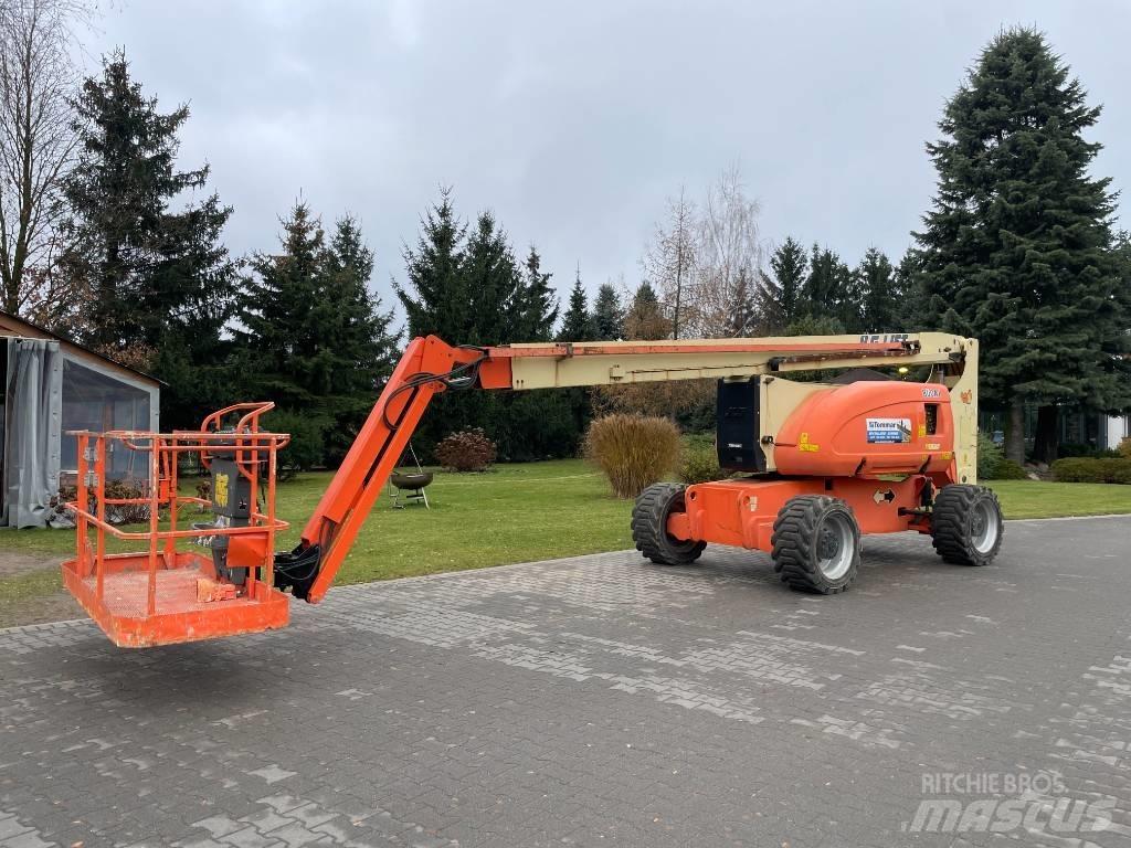JLG 800 AJ Bomlifte med knækarm