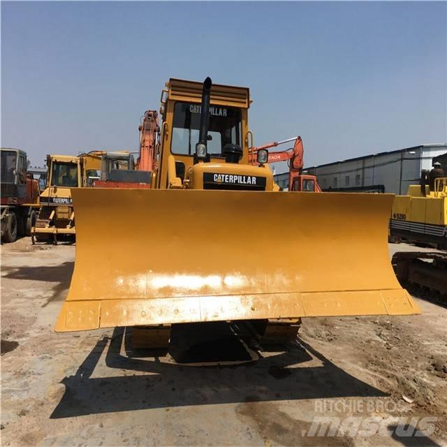 CAT D 6 D Bulldozer på larvebånd