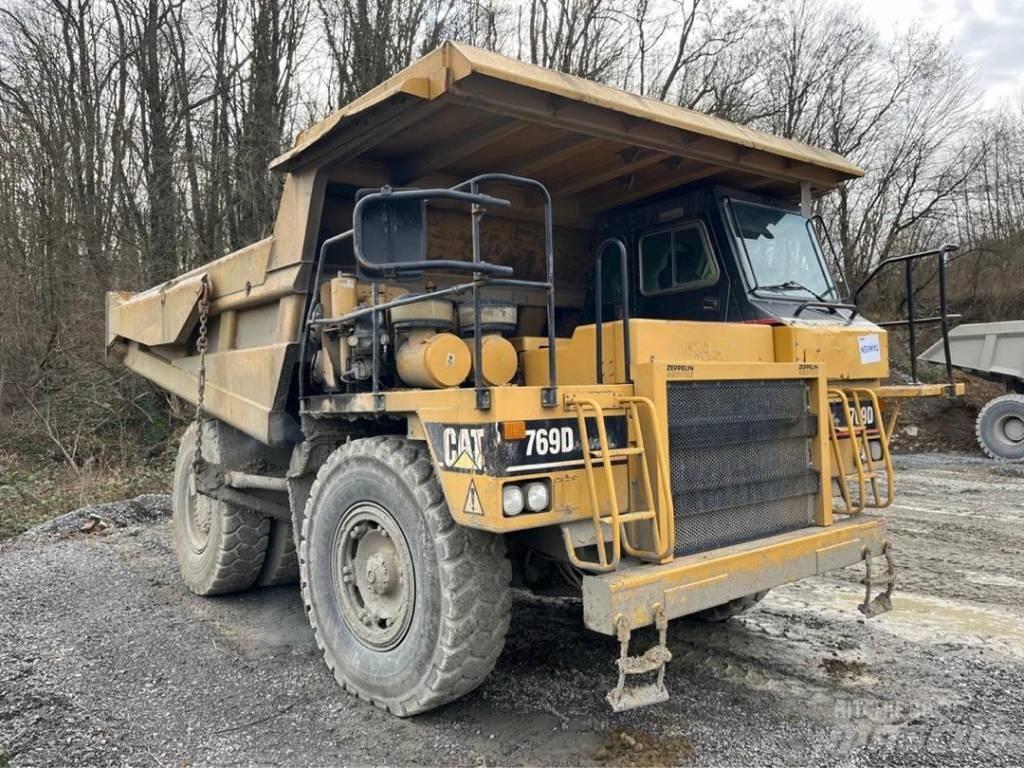 CAT 769 D Knækstyrede dumpere