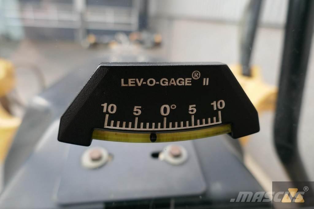 CAT 140M2 Vejhøvle / Gradere