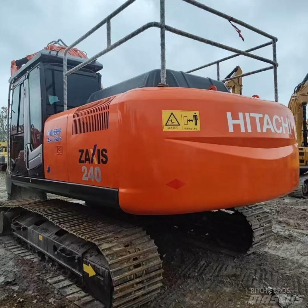 Hitachi 240-3 Gravemaskiner på larvebånd