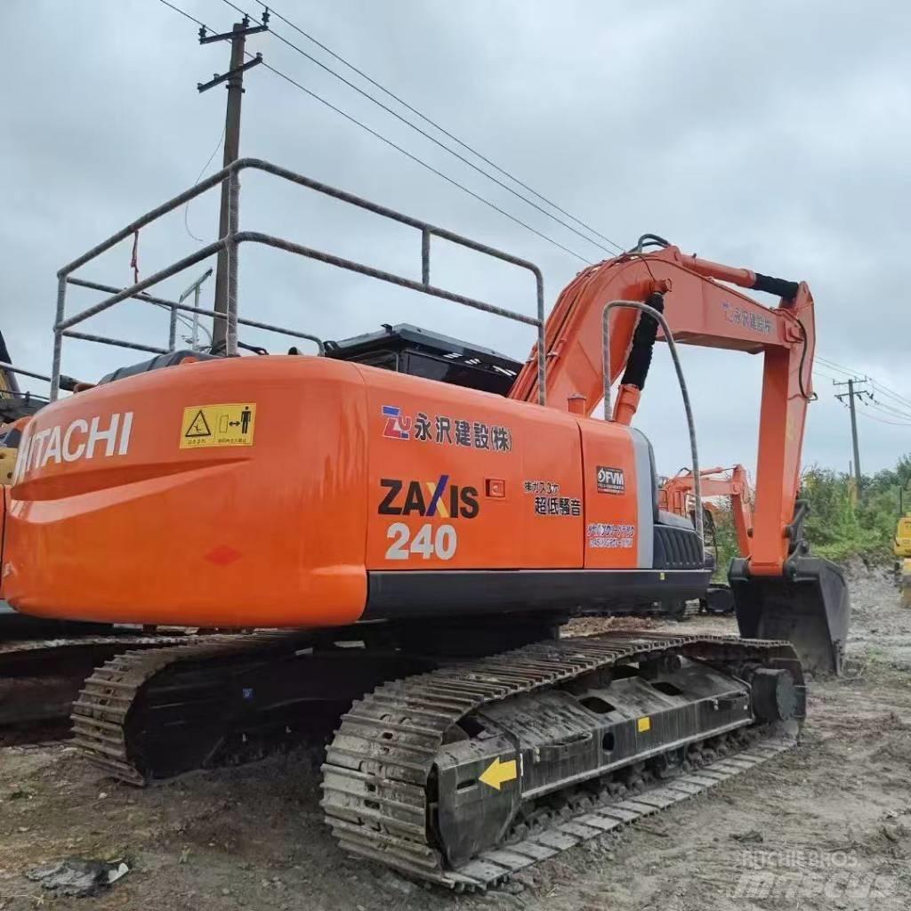 Hitachi 240-3 Gravemaskiner på larvebånd