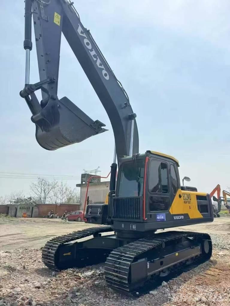 Volvo EC 240 Gravemaskiner på larvebånd