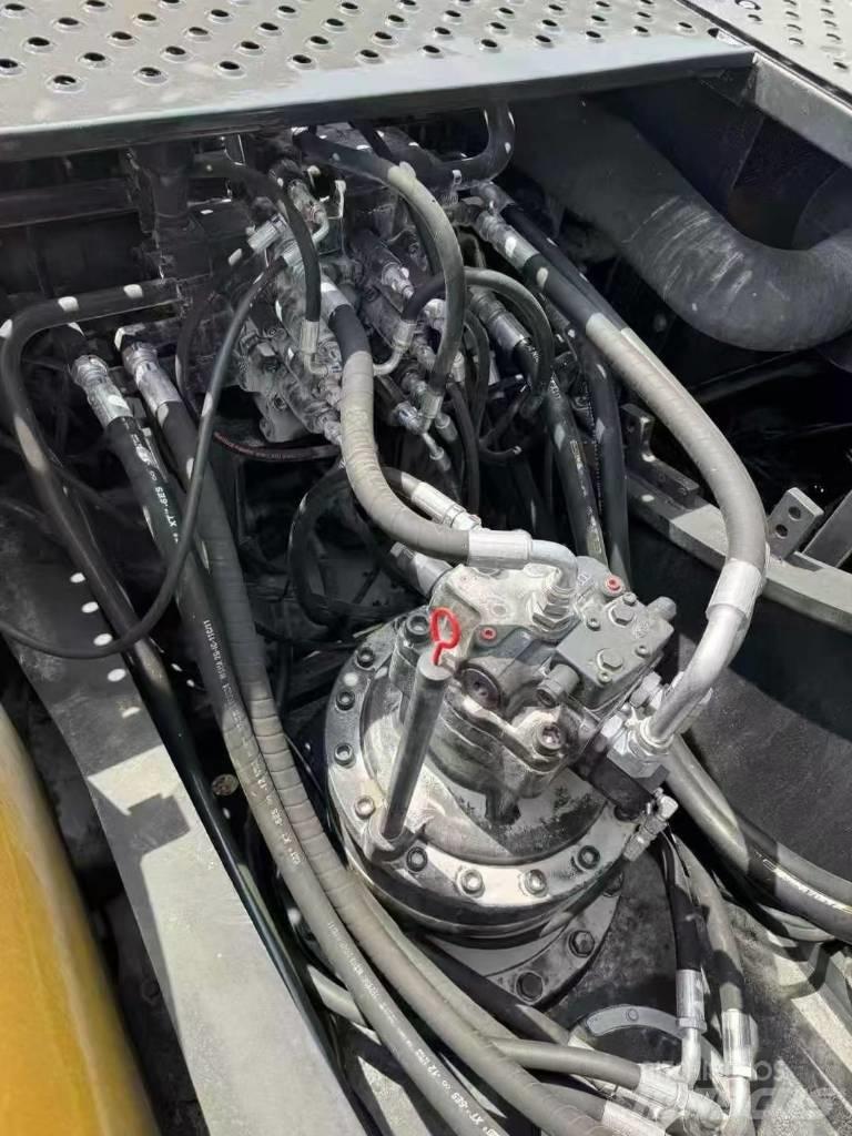 Volvo EC 240 Gravemaskiner på larvebånd