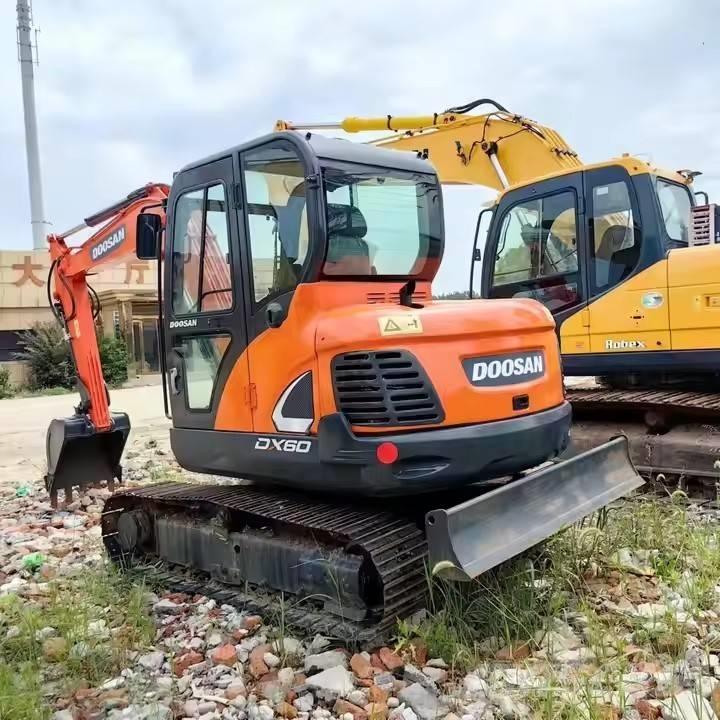 Doosan DX 60 Minigravemaskiner