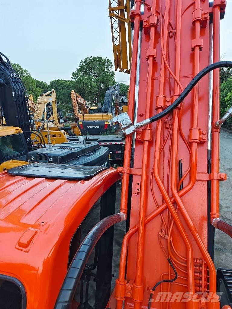 Doosan DX 300 LC Gravemaskiner på larvebånd