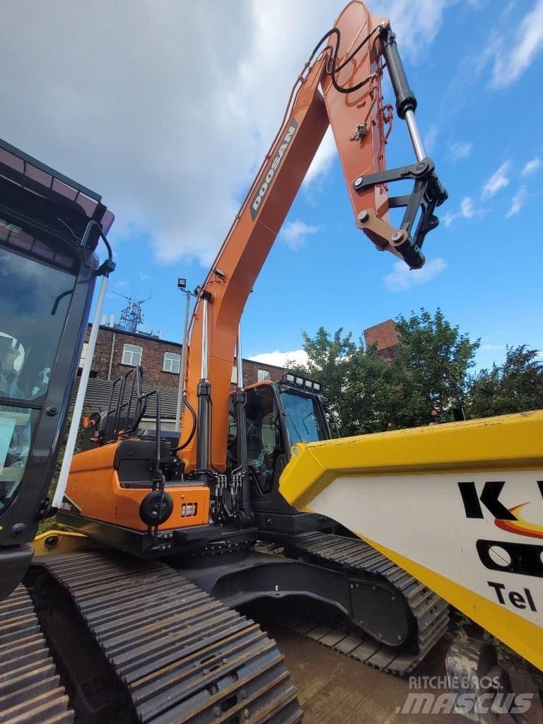 Doosan DX 210 LC-7 Gravemaskiner på larvebånd