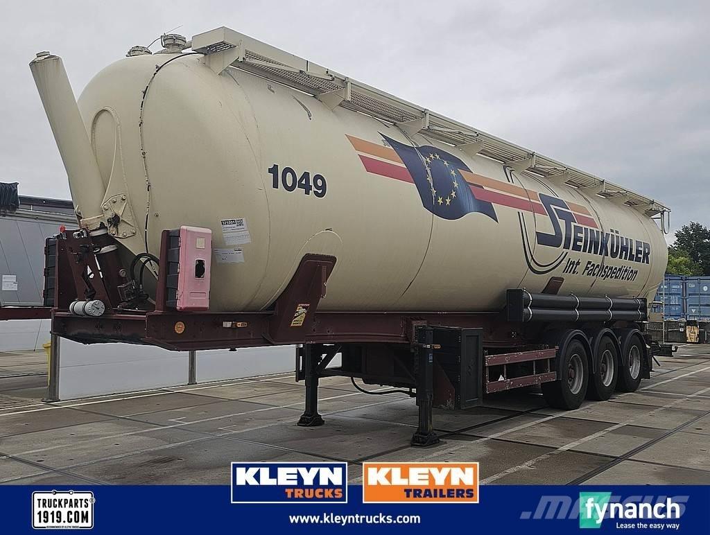 Spitzer KIP 60, ADR Semi-trailer med Tank