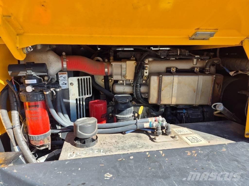 JCB 6 TST Dumpere