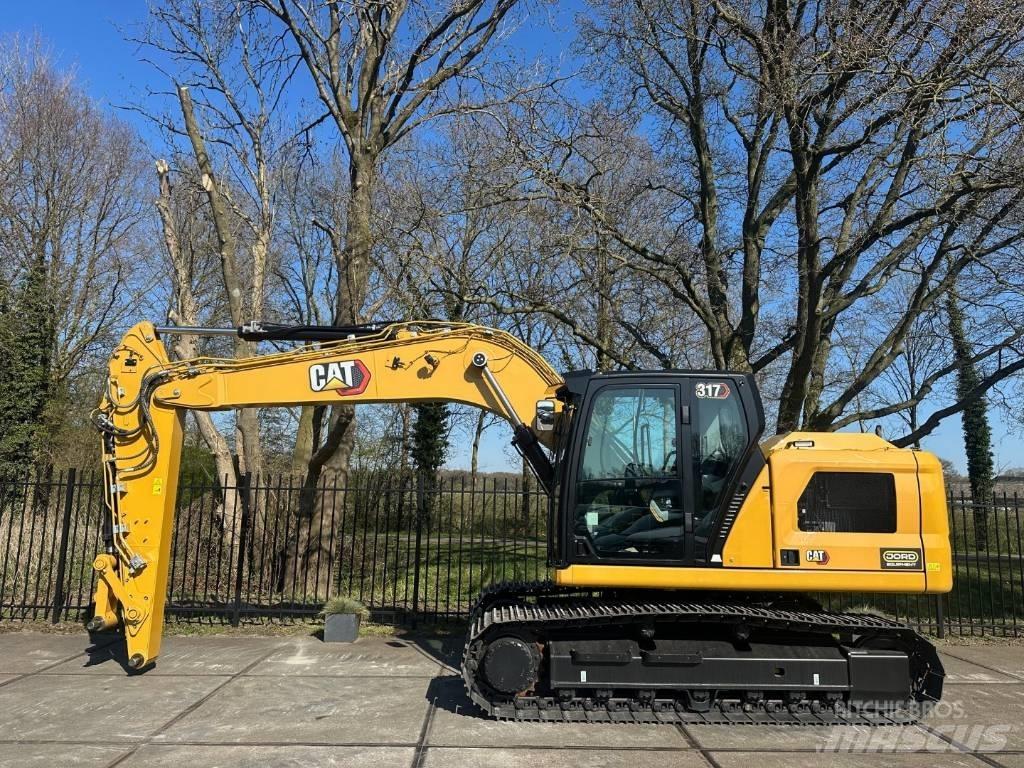 CAT 317 Gravemaskiner på larvebånd