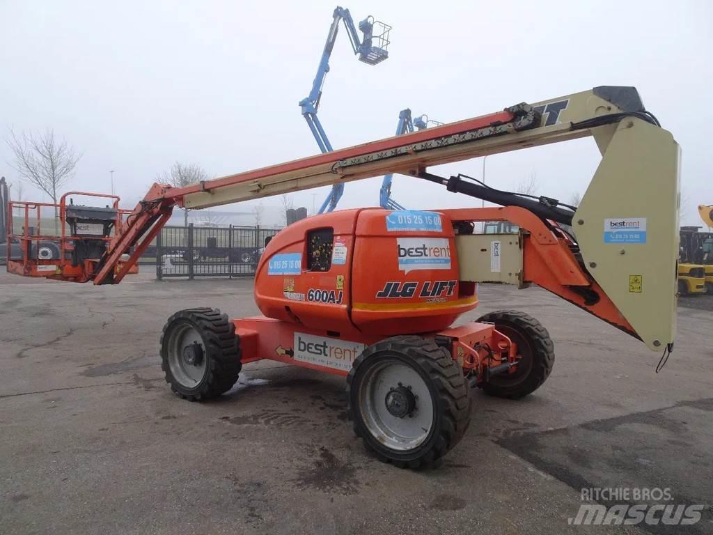 JLG 600AJ Bomlifte med knækarm