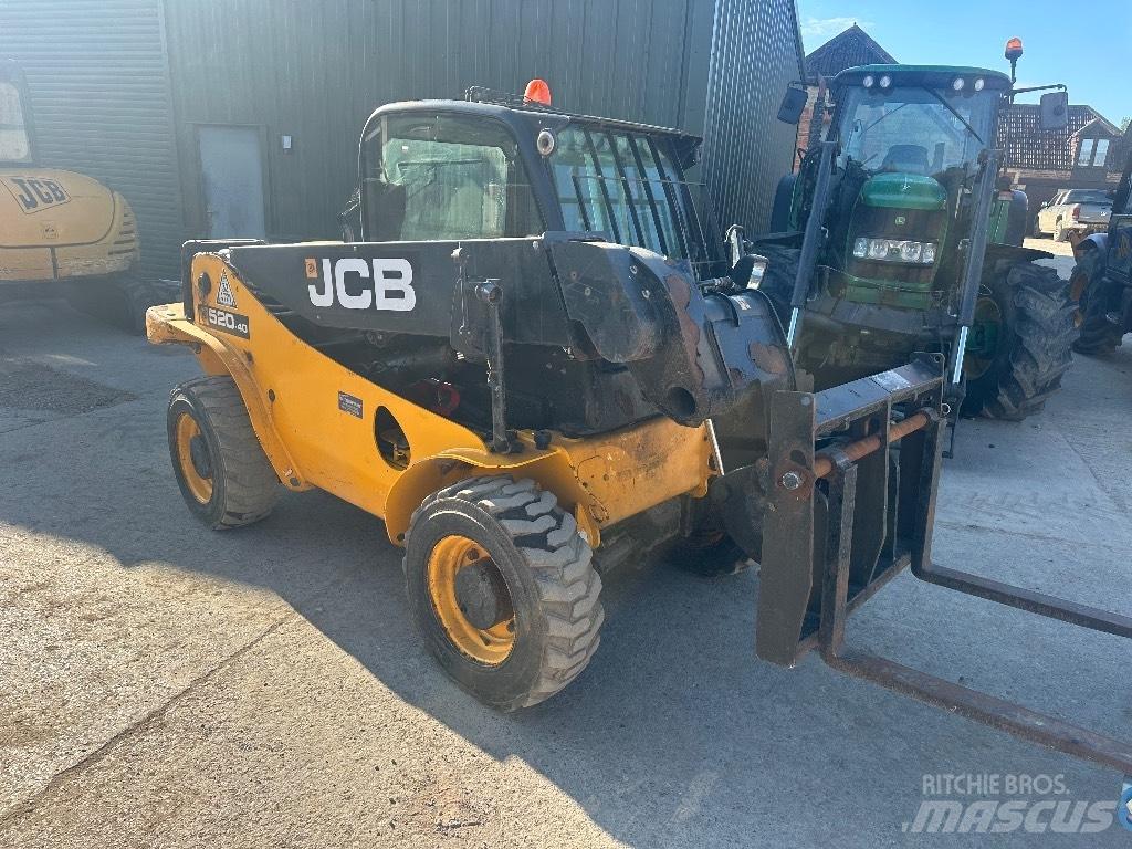 JCB 520-40 Teleskoplæssere