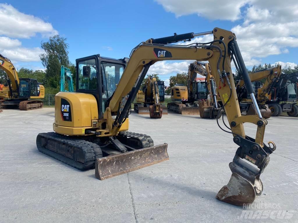 CAT 305 Minigravemaskiner